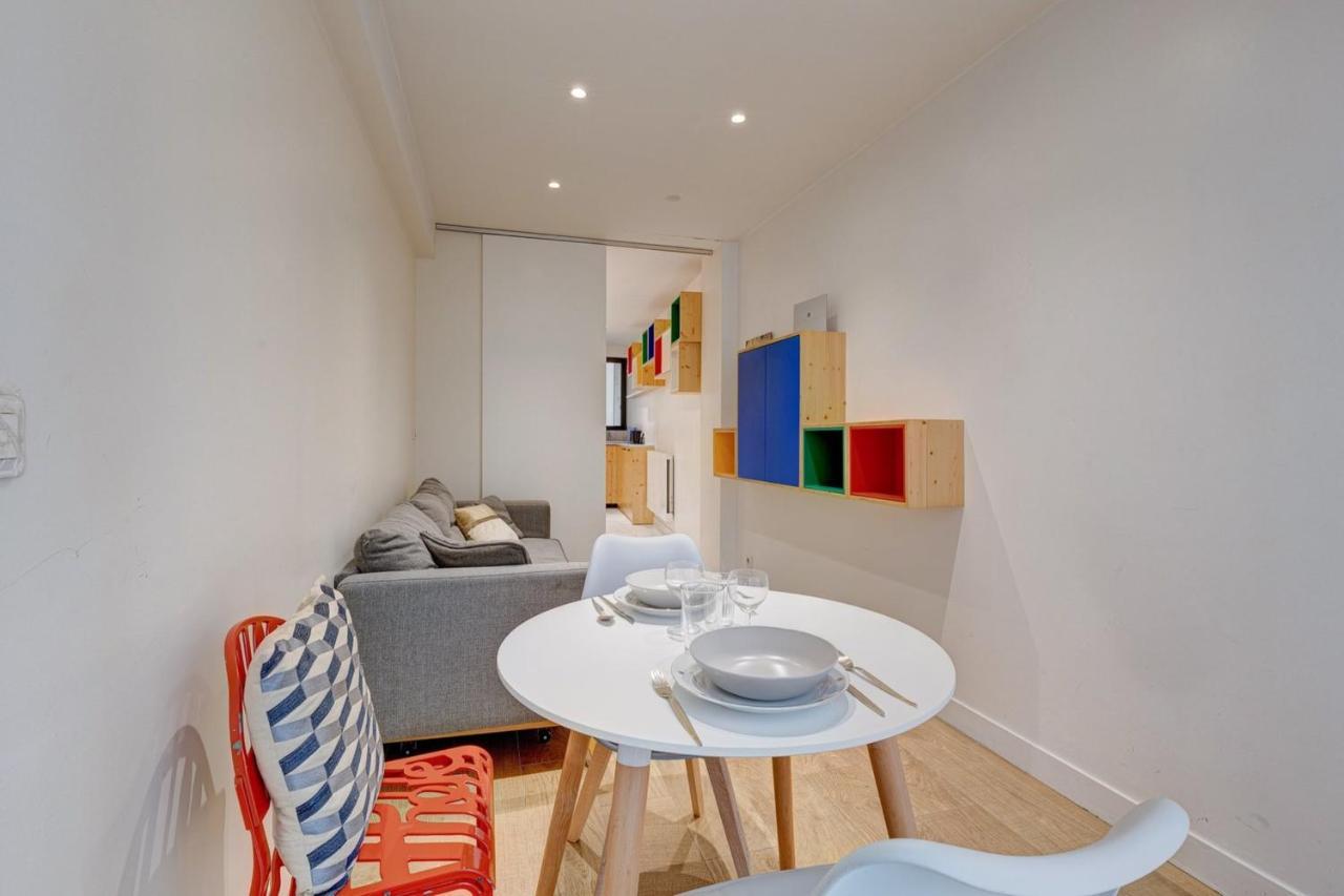 296 Ponceau - Superb In Appartement